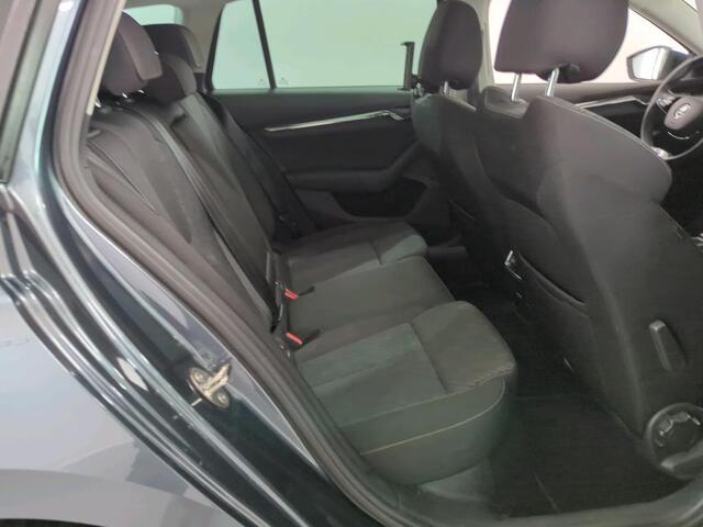 Skoda OCTAVIA Combi 1.5 e-TSI Business Edition Plus NL-AUTO | PANODAK | STOELVERWARMING | ELEKTR. KLEP