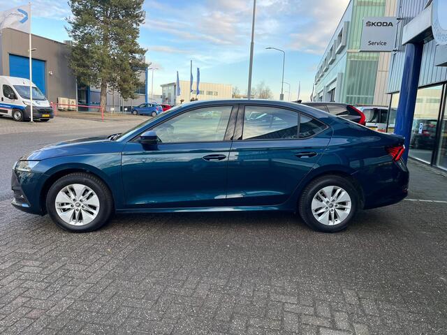Skoda OCTAVIA 1.5 TSI MHEV 150pk DSG Business Edition met Trekhaak, DigiDash e