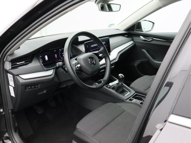 Skoda OCTAVIA Combi 1.0 TSI Business Edition/ trekhaak/ zeer mooi!
