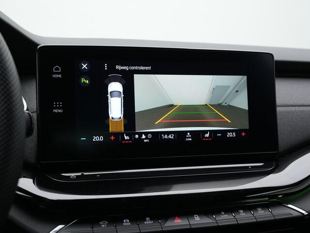 Skoda OCTAVIA Combi 1.4 TSI 204 pk iV PHEV Sportline | Head-up display | Achteruitrijcamera | Adaptive Cruise | Elektrische achterklep | Stuur-/stoelverwarming