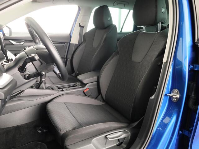 Skoda OCTAVIA Combi 1.5 TSI Business Edition Plus 115pk | Navigatie | 18 inch Lichtmetalen velgen | Parkeercamera | Verlengde garantie |