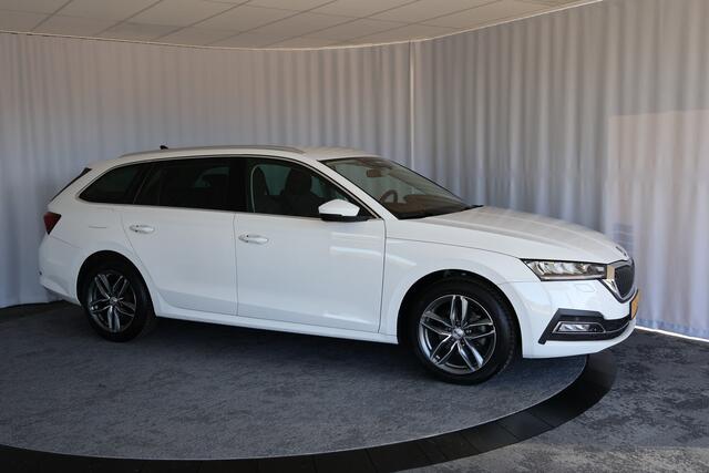 Skoda OCTAVIA Combi 1.0 e-TSI Business Edition Plus, Led, Keyless, Camera Carplay