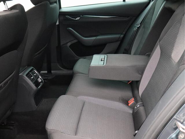 Skoda OCTAVIA Combi 1.0 TSI Business Edition/ mooie auto!