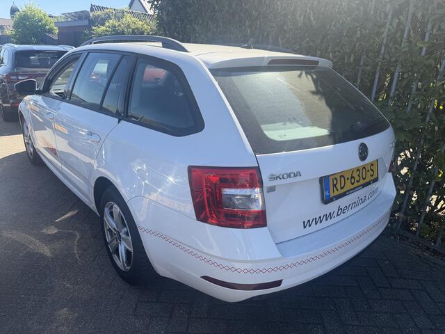 Skoda OCTAVIA Combi 1.6 TDI Greentech Ambition Business DSG/CLIMA/NAVI B