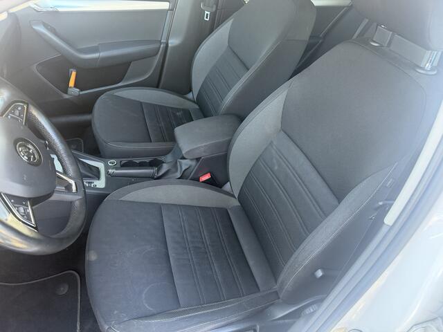 Skoda OCTAVIA Combi 1.6 TDI Greentech Ambition Business DSG/CLIMA/NAVI B