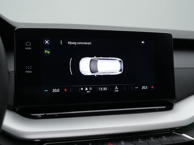 Skoda OCTAVIA Combi 1.0 TSI 110 pk Business Edition | Panoramadak | Adaptive Cruise | Elektrische achterklep | Navigatie | Parkeersensoren voor/achter