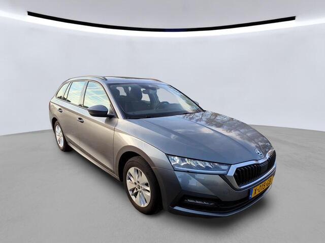 Skoda OCTAVIA Combi 1.0 TSI Business Edition LED / Navigatie / PDC