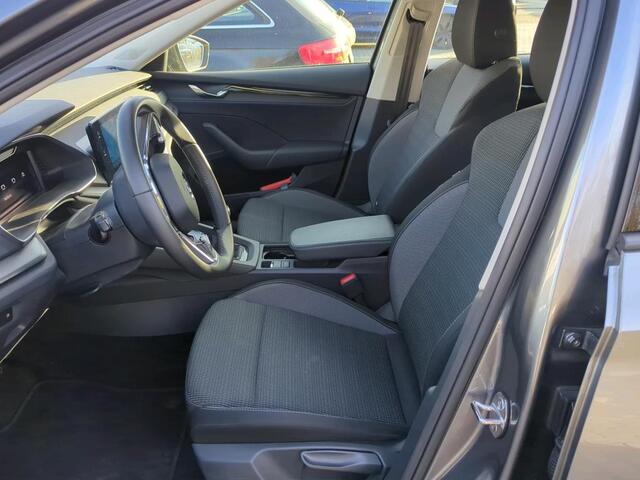 Skoda OCTAVIA Combi 1.0 TSI Business Edition LED / Navigatie / PDC