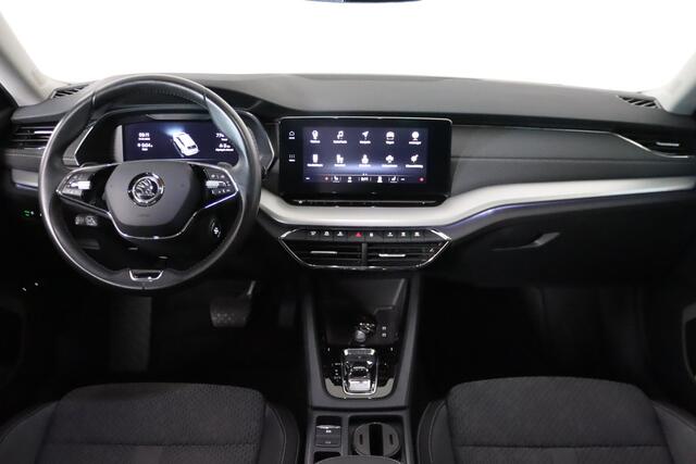 Skoda OCTAVIA Combi 1.4 TSI iV PHEV Business Edition Trekhaak, ACC, Camera, Stoelverwarming