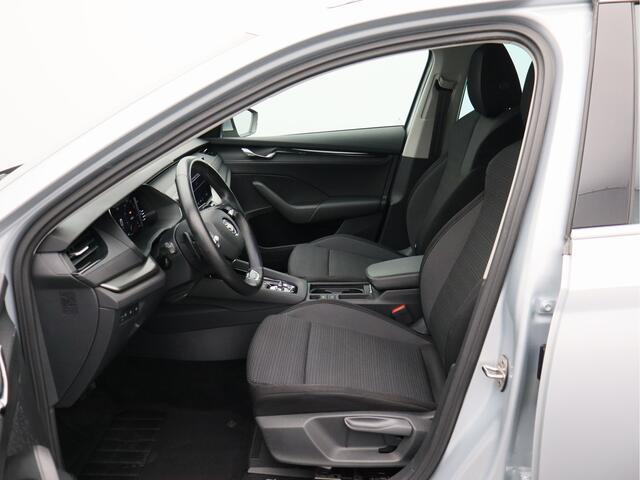 Skoda OCTAVIA Combi 1.0 e-TSI Business Edition/ automaat/ trekhaak!