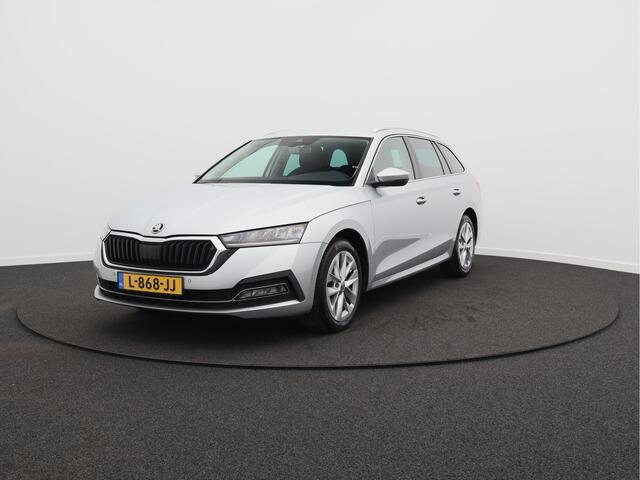 Skoda OCTAVIA Combi 1.0 e-TSI Business Edition/ automaat/ trekhaak!