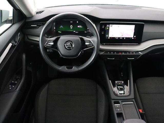 Skoda OCTAVIA 1.4 TSI iV PHEV Business Edition | Adaptive cruise | Stuurverwarming | Carplay | Navigatie | Keyless | Full LED | Virtual Cockpit | Parkeerhulp | Climate control | Plug In