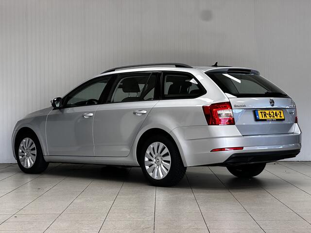 Skoda OCTAVIA Combi 1.0 TSI Greentech Ambition/ Automaat!/ Adaptive Cruise/ Navi/ Apple + Android/ Airco/ Elek. pakket/ Isofix/ Bluetooth/ Armsteun/ Multi. LEDER. Stuur/ Mistl./ Dakrails.