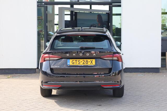 Skoda OCTAVIA Combi 1.5 TSI Edition Lichtmetalen velgen, digitaal dashboard, electronic climate controle , stoelverwarming, carplay, draadloos laden, ledkoplampen, parkeersensoren voor en achter