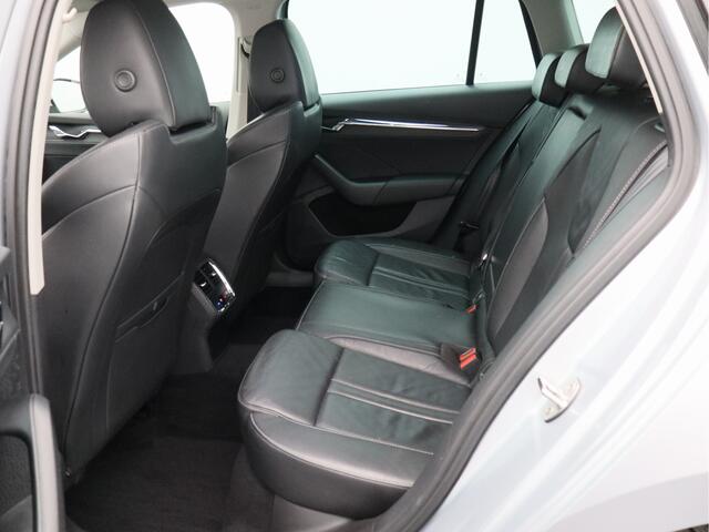 Skoda OCTAVIA Combi 1.0 TSI Business Edition Plus/ leder/ trekhaak!