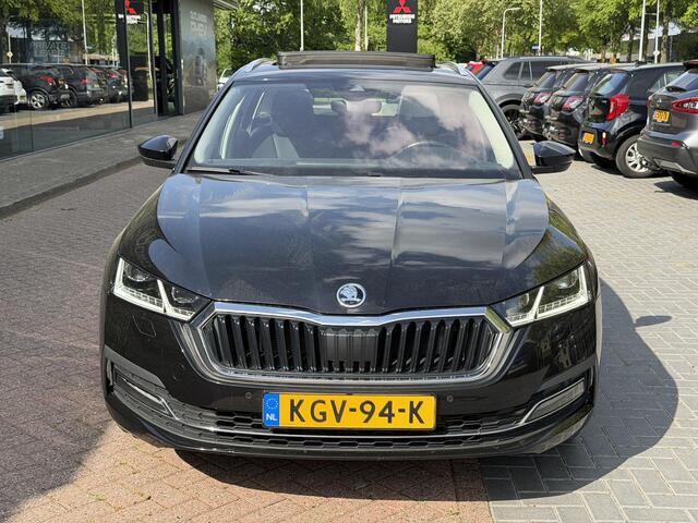 Skoda OCTAVIA Combi 1.4 TSI iV PHEV Sportline Business 205PK | Panoramadak | Leder | Memory Seats | Canton | Afn. Trekhaak | Winterset extra!