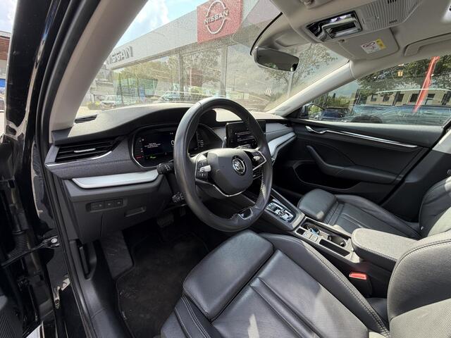 Skoda OCTAVIA Combi 1.4 TSI iV PHEV Sportline Business 205PK | Panoramadak | Leder | Memory Seats | Canton | Afn. Trekhaak | Winterset extra!