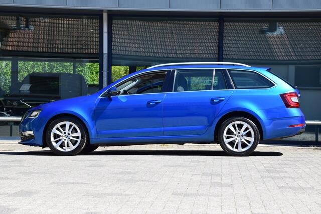Skoda OCTAVIA Combi 1.5 TSI Style Business DSG Automaat | Org. NL | BOVAG Garantie | Sportstoelen | Navigatie | Full LED | PDC Voor&Achter | Stoelverwarming | Cruise&Climate Control |