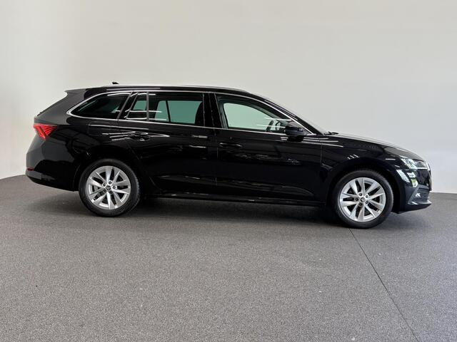 Skoda OCTAVIA Combi 1.0 e-TSI Business Edition Plus Airco ECC Navi Carplay Vol Leder PDC VA + Camera Adaptive Cruise Control