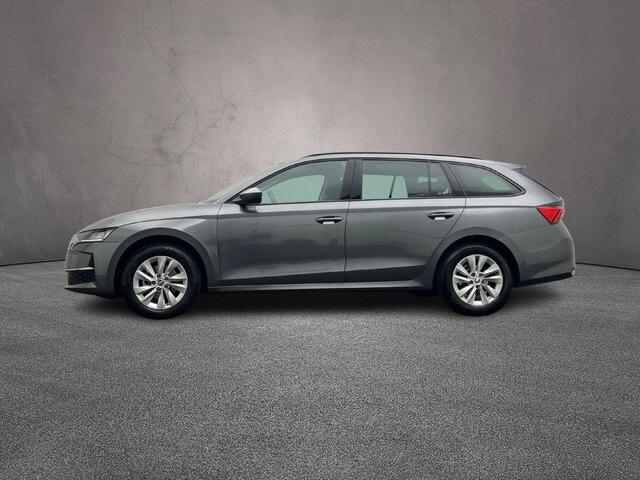 Skoda OCTAVIA Combi Business Edition 1.5 TSI 115pk Cruise control, Parkeersensoren, App connect, LED koplampen, Airco, DAB, Radio, Bluetooth