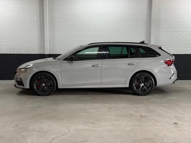 Skoda OCTAVIA Combi 1.4 TSI RS iV Bns 1e Eig! Keyless, Virt. Cockpit, Elktr klep, Ca