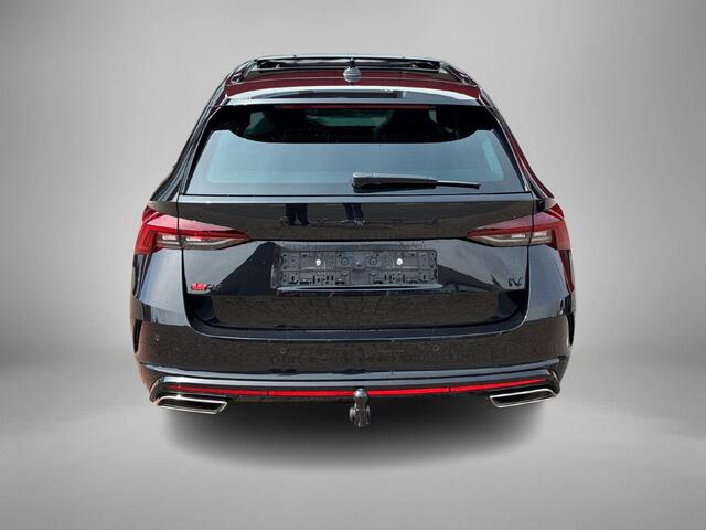 Skoda OCTAVIA Combi 1.4 TSI 245pk DSG RS iV PHEV Business · Panoramadak · Wegklapbare Trekhaak · Canton Audio · Stoel, Stuur en achterbankverwarming · Apple/Android Car Play · Elek. Voorstoelen · 18'' Inch ·