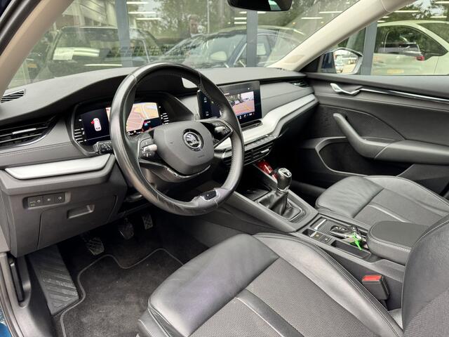 Skoda OCTAVIA Combi 1.0 TSI Ambition*Panoramadak*Trekhaak*LED*Navi*