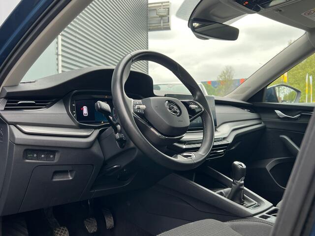 Skoda OCTAVIA Combi BWJ 2021 | 1.0TSI 111PK Business Edition | PANO SCHUIFDAK | VIRTUAL COCKPIT | CARPLAY | CLIMA | NAVI | PDC 2X |