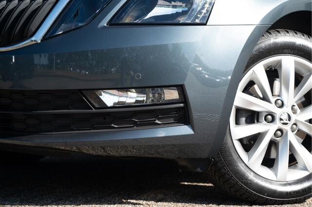 Skoda OCTAVIA 1.0 TSI 115pk DSG | Navi | Camera | Apple CarPlay | Stoelverw. | PDC