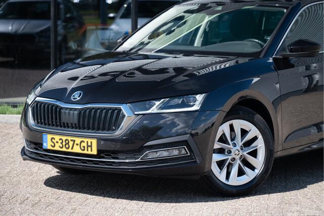 Skoda OCTAVIA Combi 2.0 TDI 150pk Style DSG | Elek. Trekhaak | Navi | Camera | ACC | Apple CarPlay