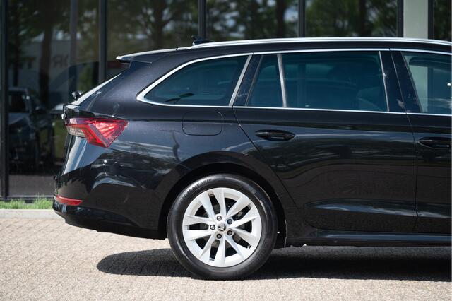 Skoda OCTAVIA Combi 2.0 TDI 150pk Style DSG | Elek. Trekhaak | Navi | Camera | ACC | Apple CarPlay
