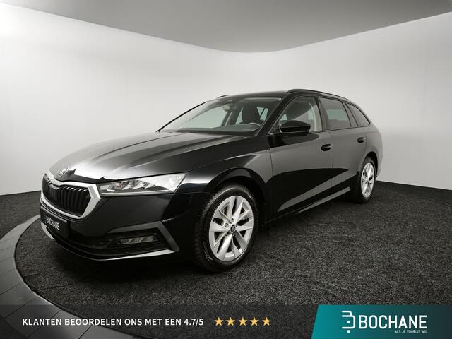 Skoda OCTAVIA Combi 1.0 e-TSI Business Edition | Panoramadak | Stoelverwarming | Achteruitrijcamera | Navigatie |
