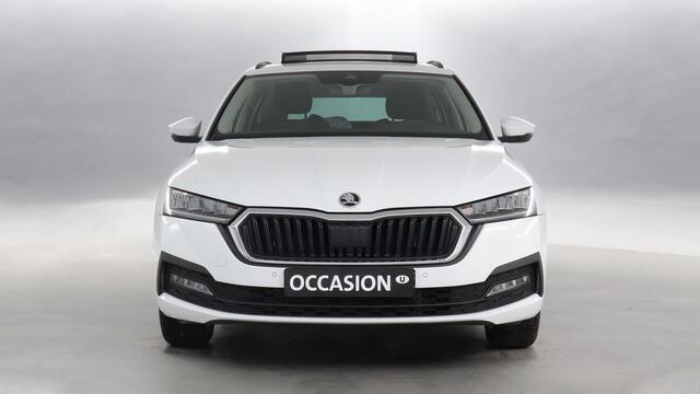 Skoda OCTAVIA Combi 1.4 TSI iV 204pk PHEV Business Edition / Panoramadak / Smart Link / Stoelverwarming