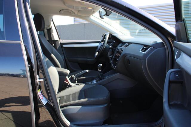 Skoda OCTAVIA Combi 1.4 TSI Greentech Ambition Business Compleet onderhouden / LMV/ Stoel verwarming