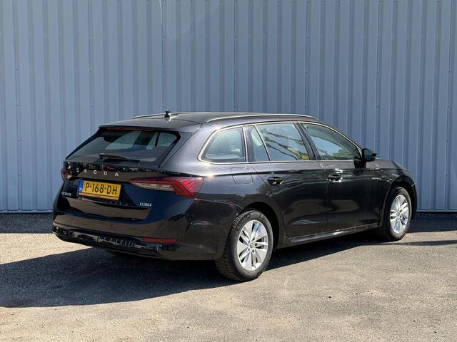 Skoda OCTAVIA Combi 1.0 e-TSI Business Edition | Trekhaak elektrisch wegklapbaar | Apple Carplay/Android Auto