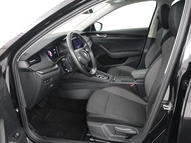 Skoda OCTAVIA 1.0 e-TSI Business Edition | Trekhaak | Adaptive cruise | Carplay | Navigatie | Keyless | Full LED | Parkeerhulp | Virtual Cockpit | Climate control