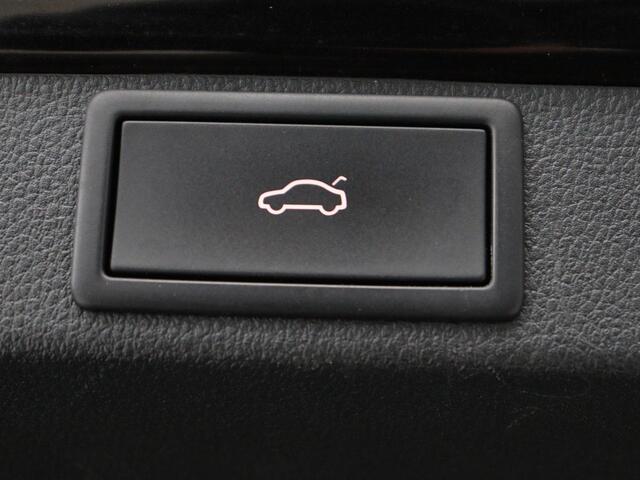 Skoda OCTAVIA 1.0 e-TSI Business Edition | Trekhaak | Adaptive cruise | Carplay | Navigatie | Keyless | Full LED | Parkeerhulp | Virtual Cockpit | Climate control
