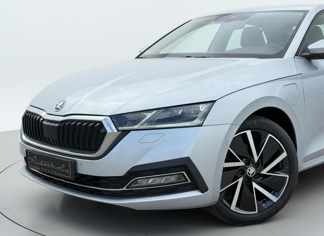 Skoda OCTAVIA Combi 1.4 TSI iV PHEV Business Edition CANTON - LEER - HUD - STOELVERKOELING - BOMVOL