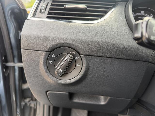 Skoda OCTAVIA Combi 1.5 TSI DSG Greentech Sport Business Pano/Carplay/Stoelverw