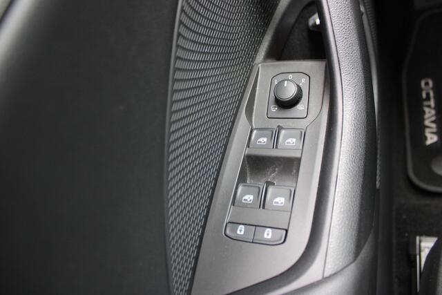 Skoda OCTAVIA 1.0 e-TSI Business Edition Plus