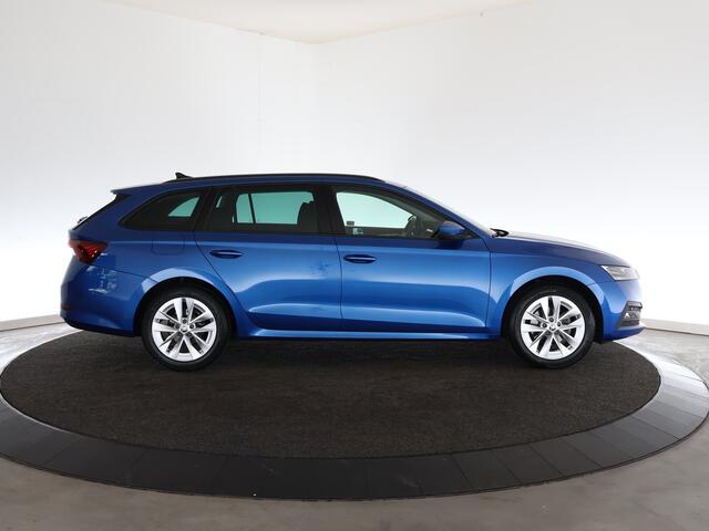 Skoda OCTAVIA Combi 1.5 TSI First Edition | Navi | Clima | Trekhaak |