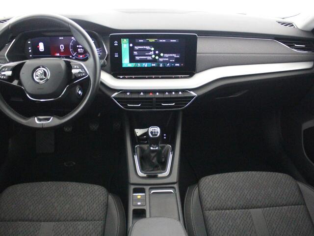 Skoda OCTAVIA Combi 1.5 TSI First Edition | Navi | Clima | Trekhaak |