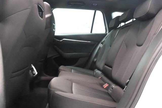 Skoda OCTAVIA Combi 1.4 TSI iV PHEV Sportline Business | Panoramadak | Camera | Memory | SoH 91,6% | Matrix LED |