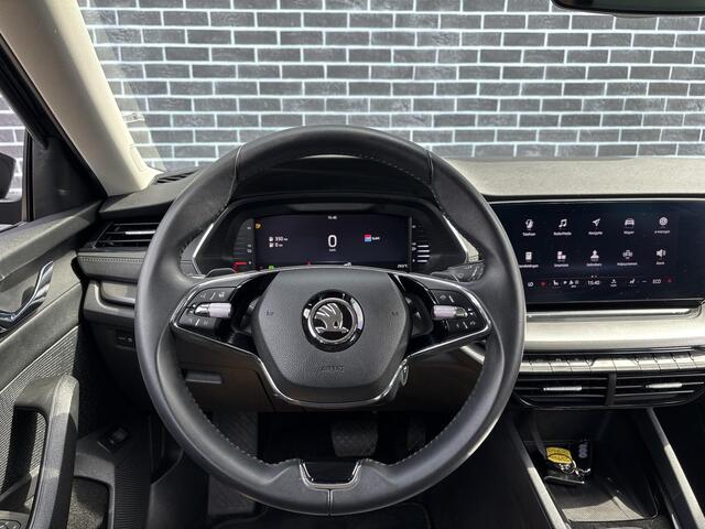 Skoda OCTAVIA Combi 1.4 TSI IV Business | Plug-in Hybrid (PHEV) | Achteruitrijcamera | Navigatie | Apple Carplay | Android Auto | Keyless Entry | Stoelverwarming voor en achter | SunSet | Parkeersensoren