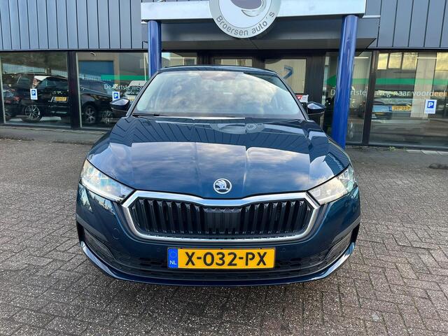 Skoda OCTAVIA 1.5 TSI Business Edition | 150PK | Automaat | Trekhaak | Navigat