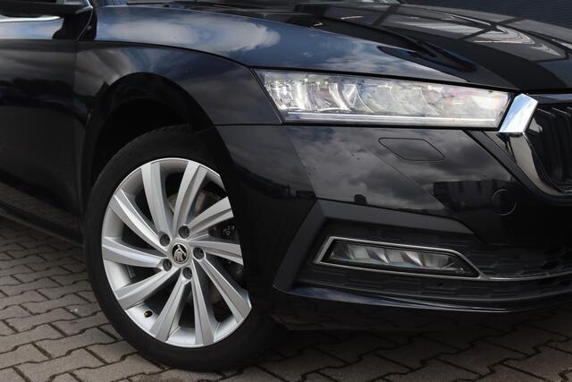Skoda OCTAVIA Combi 1.4 TSI iV PHEV Business Edition | Camera | LED | 18 Inch |