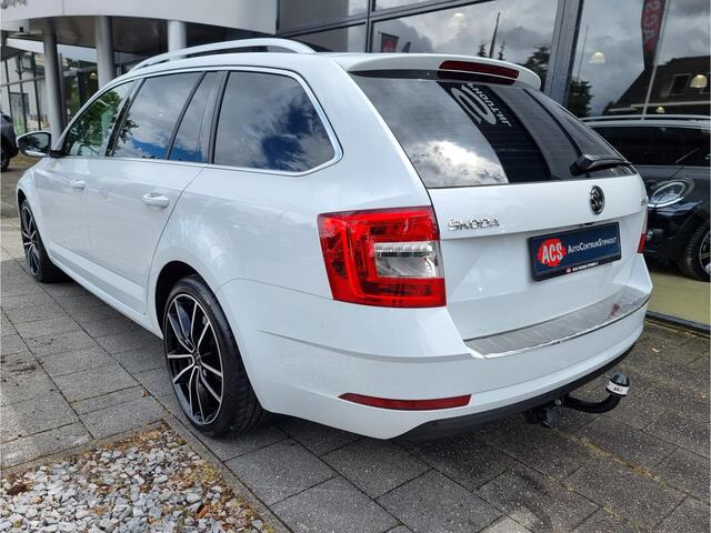 Skoda OCTAVIA Combi 1.0 TSI Greentech Ambition Business | Camera | PDC | Climate | Topstaat!