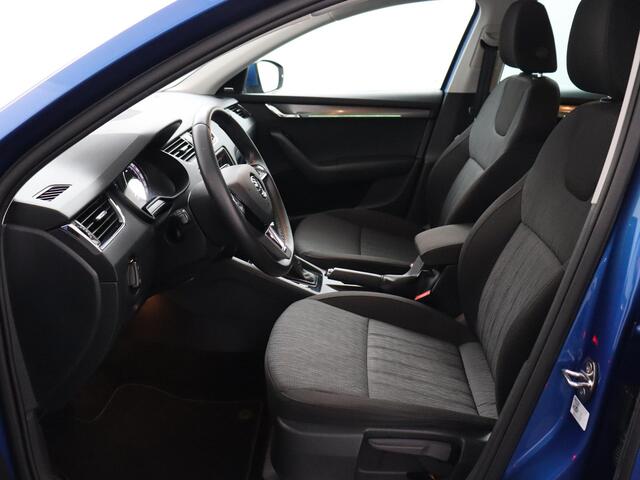 Skoda OCTAVIA Combi 1.5 TSI Greentech Business Edition Plus | Schuif-Kantel dak | Camera | Trekhaak!