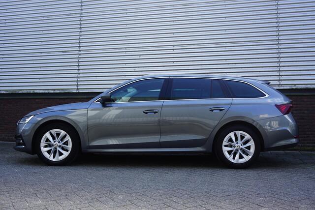 Skoda OCTAVIA Combi 1.0 e-TSI Business Edition Plus/Trekhaak/Camera/ Travel Pakket.