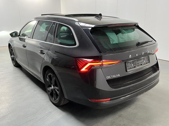 Skoda OCTAVIA Combi 1.4 TSI iV PHEV Style / AUTOMAAT/ PANO/ CRUISE CONTROL/ STUUR+STOELVERWARM./ SMARTLINK/ MEMORY SEAT/ DODEHOEK/ KEYLESS/ DIGITAL DASH/ RIJ-MODI/ DAB/ NAVI/ CLIMA/ 18'' LMV